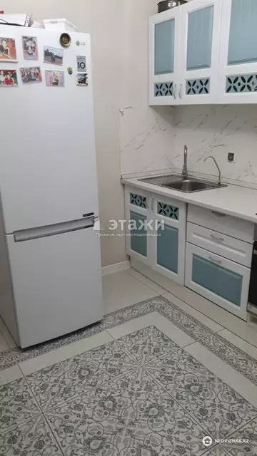 3-комнатная квартира, этаж 4 из 14, 66 м²