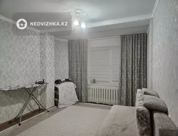 2-комнатная квартира, этаж 4 из 9, 65 м²