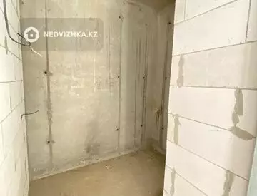 1-комнатная квартира, этаж 15 из 16, 43 м²