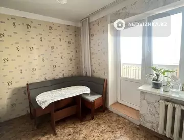 1-комнатная квартира, этаж 3 из 5, 42 м²