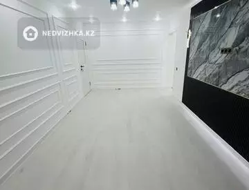2-комнатная квартира, этаж 3 из 5, 44 м²