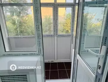 2-комнатная квартира, этаж 3 из 5, 44 м²
