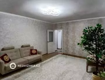 1-комнатная квартира, этаж 3 из 5, 52 м²