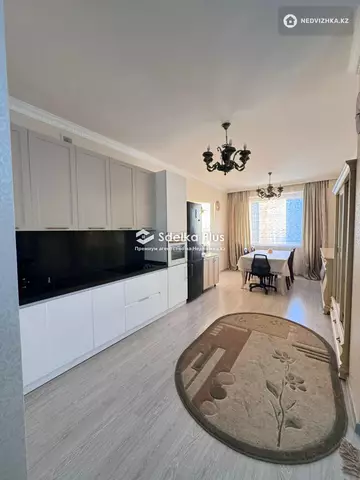 4-комнатная квартира, этаж 6 из 12, 135 м²