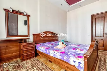100 м², 3-комнатная квартира, этаж 10 из 18, 100 м², изображение - 1