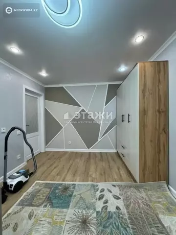 1-комнатная квартира, этаж 3 из 5, 33 м²