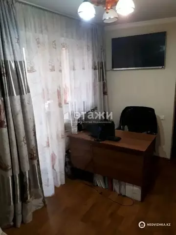 2-комнатная квартира, этаж 4 из 4, 41 м²