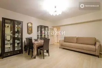 3-комнатная квартира, этаж 8 из 12, 82 м²