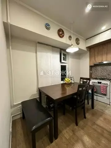 1-комнатная квартира, этаж 2 из 5, 38 м²