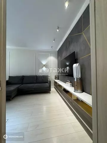 2-комнатная квартира, этаж 3 из 3, 54 м²