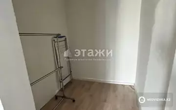 1-комнатная квартира, этаж 9 из 9, 40 м²