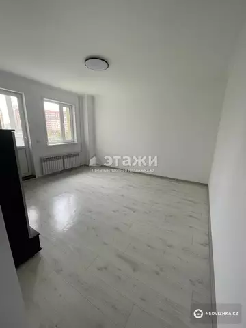 2-комнатная квартира, этаж 3 из 12, 68 м²
