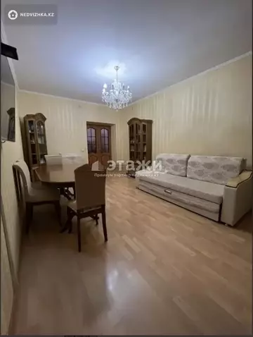 2-комнатная квартира, этаж 4 из 5, 76 м²