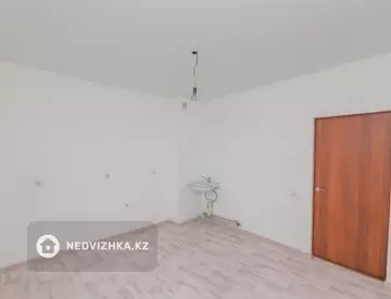 3-комнатная квартира, этаж 5 из 6, 93 м²