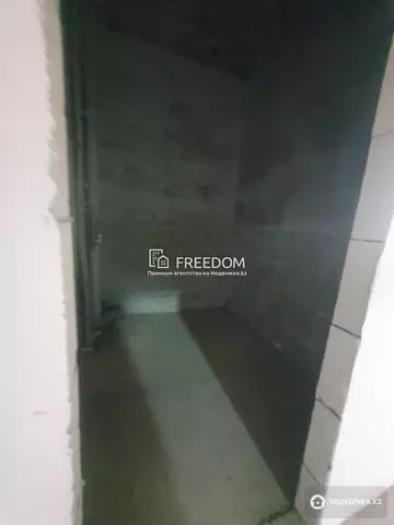 1-комнатная квартира, этаж 8 из 9, 42 м²
