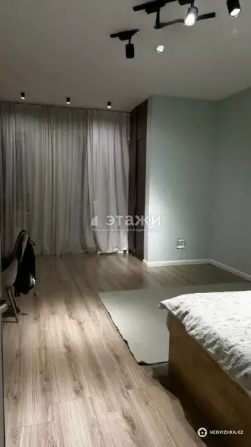 4-комнатная квартира, этаж 16 из 20, 135 м²