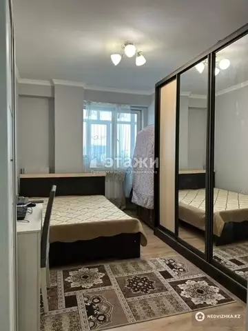 2-комнатная квартира, этаж 4 из 10, 57 м²