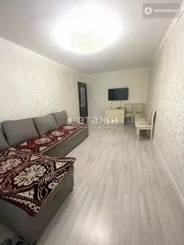 3-комнатная квартира, этаж 3 из 5, 63 м²