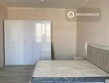 1-комнатная квартира, этаж 9 из 12, 47 м²