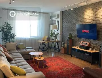 3-комнатная квартира, этаж 8 из 11, 100 м²