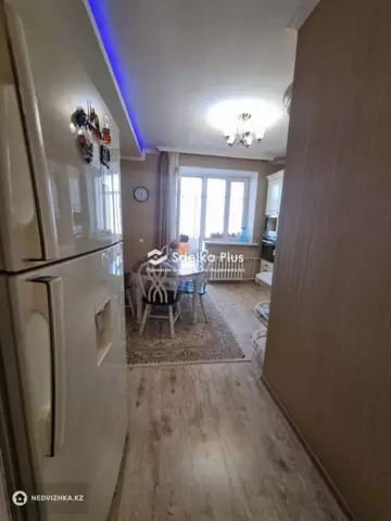 82 м², 2-комнатная квартира, этаж 9 из 9, 82 м², изображение - 3