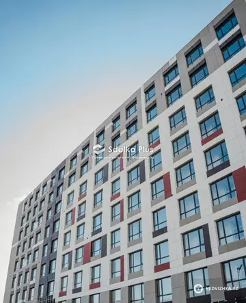 1-комнатная квартира, этаж 9 из 9, 42 м²