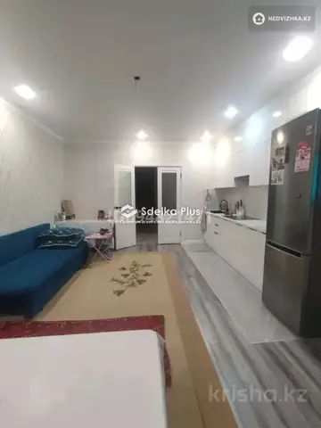 4-комнатная квартира, этаж 8 из 9, 90 м²
