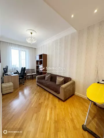 182 м², 4-комнатная квартира, этаж 5 из 6, 182 м², изображение - 9