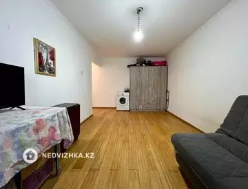 2-комнатная квартира, этаж 4 из 5, 43 м²