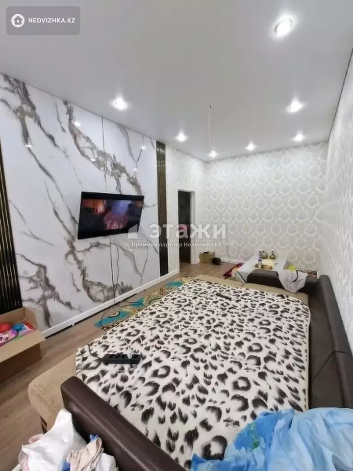 52 м², 2-комнатная квартира, этаж 1 из 12, 52 м², изображение - 1