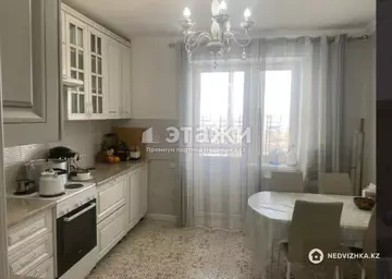 3-комнатная квартира, этаж 3 из 5, 89 м²