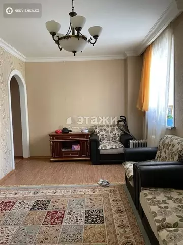 62.8 м², 2-комнатная квартира, этаж 3 из 17, 63 м², изображение - 2