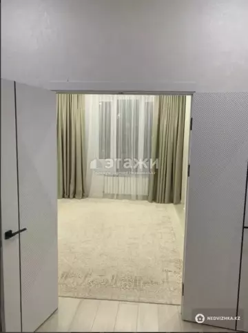 60.3 м², 2-комнатная квартира, этаж 3 из 12, 60 м², изображение - 1