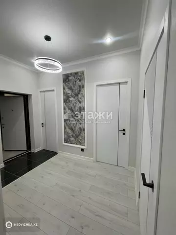 71 м², 2-комнатная квартира, этаж 6 из 9, 71 м², изображение - 1