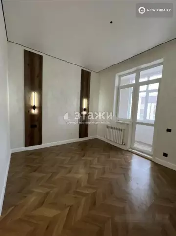 4-комнатная квартира, этаж 9 из 10, 113 м²