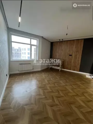 4-комнатная квартира, этаж 9 из 10, 113 м²