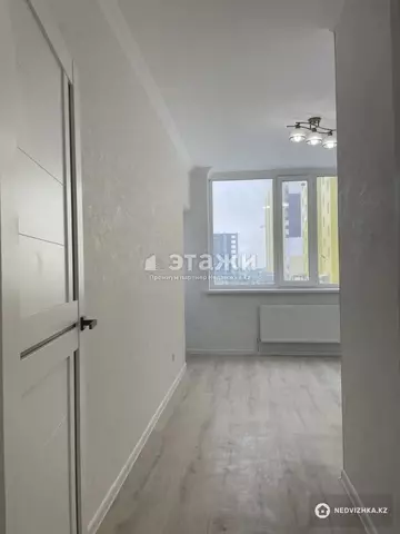77 м², 3-комнатная квартира, этаж 2 из 9, 77 м², изображение - 3
