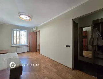 2-комнатная квартира, этаж 2 из 3, 43 м²