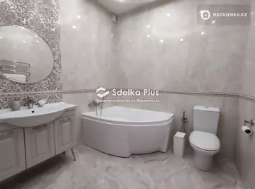 5-комнатная квартира, этаж 7 из 10, 203 м²
