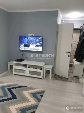 2-комнатная квартира, этаж 4 из 4, 42 м²