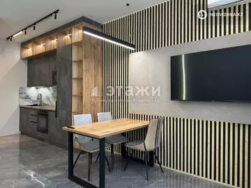 2-комнатная квартира, этаж 12 из 12, 55 м², на длительный срок