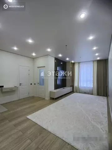 3-комнатная квартира, этаж 9 из 12, 84 м²