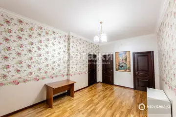 107 м², 3-комнатная квартира, этаж 4 из 8, 107 м², изображение - 9