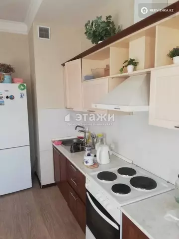 1-комнатная квартира, этаж 8 из 16, 49 м²