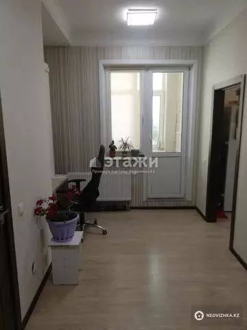 1-комнатная квартира, этаж 8 из 16, 49 м²