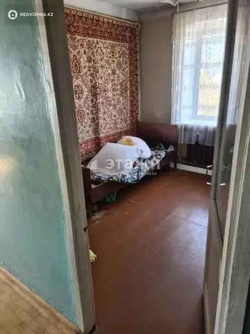 3-комнатная квартира, этаж 6 из 9, 60 м²