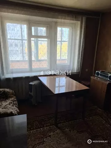 3-комнатная квартира, этаж 6 из 9, 60 м²