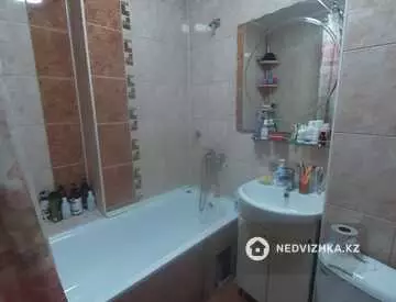 1-комнатная квартира, этаж 2 из 9, 44 м²