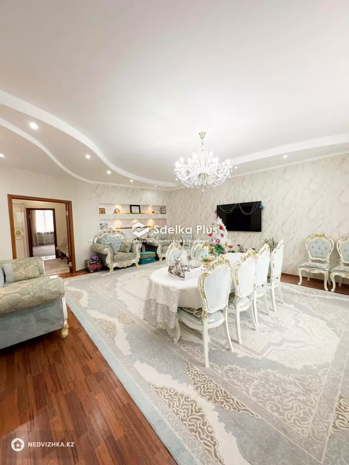 142 м², 3-комнатная квартира, этаж 4 из 12, 142 м², изображение - 1