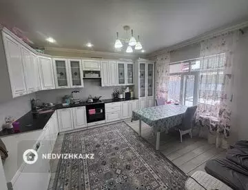 3-комнатный дом, 4 соток, 114 м²